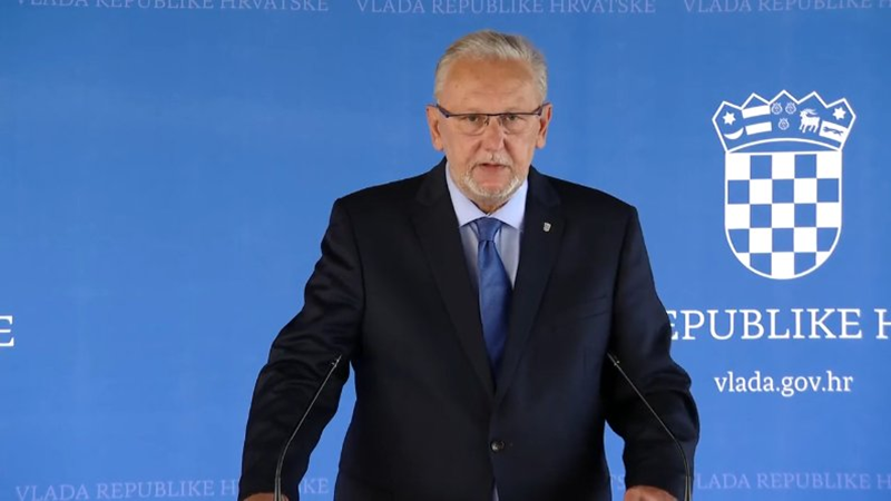 Božinović: Od 1. srpnja covid potvrde u masovnijoj uporabi